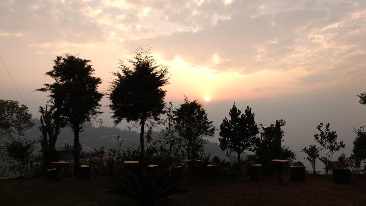 Aapas Residency Hotel Kalimpong Exterior photo