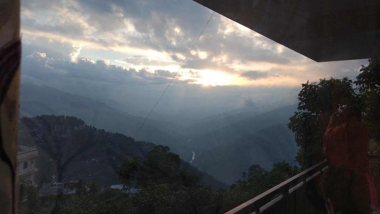 Aapas Residency Hotel Kalimpong Exterior photo