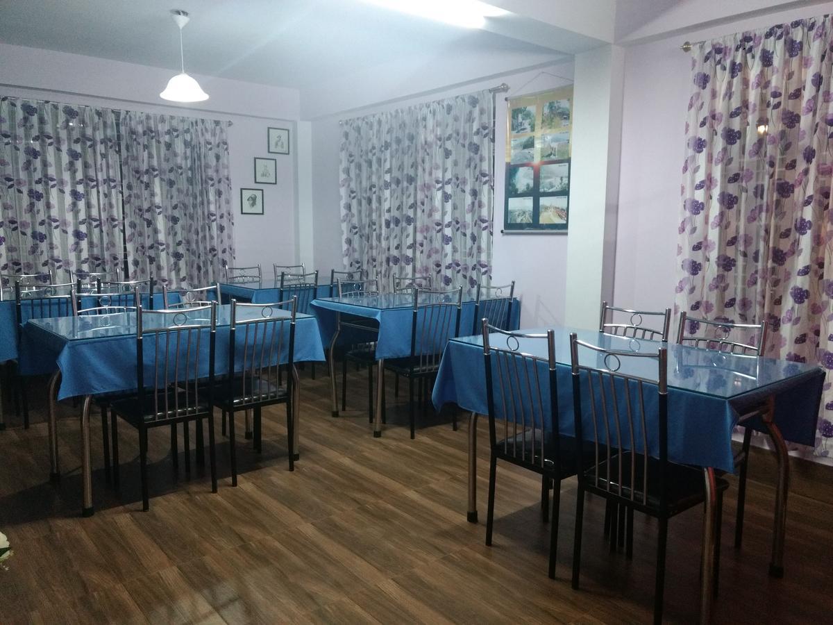 Aapas Residency Hotel Kalimpong Exterior photo