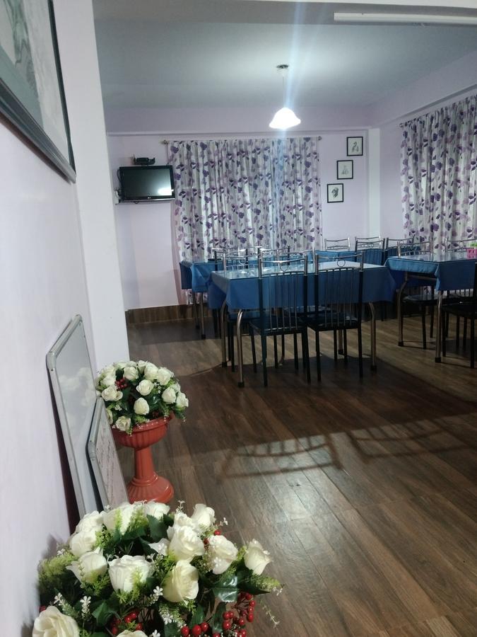 Aapas Residency Hotel Kalimpong Exterior photo
