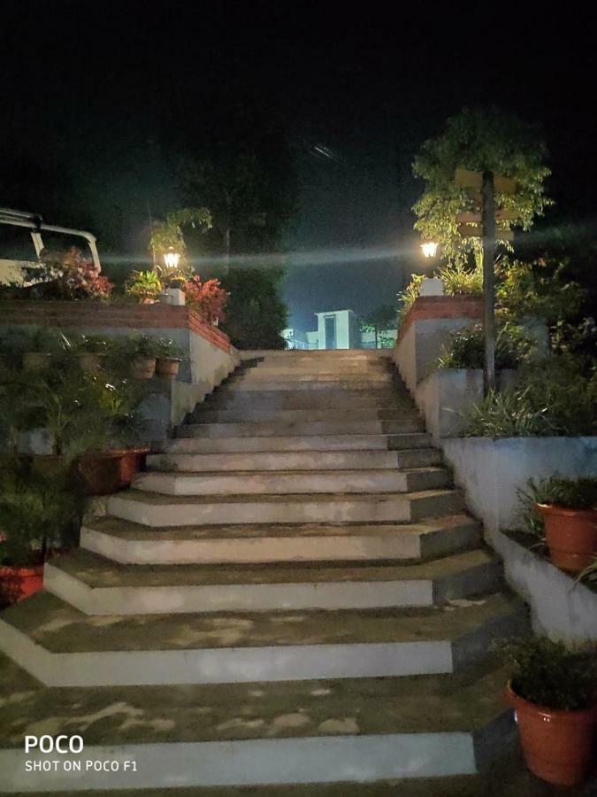Aapas Residency Hotel Kalimpong Exterior photo